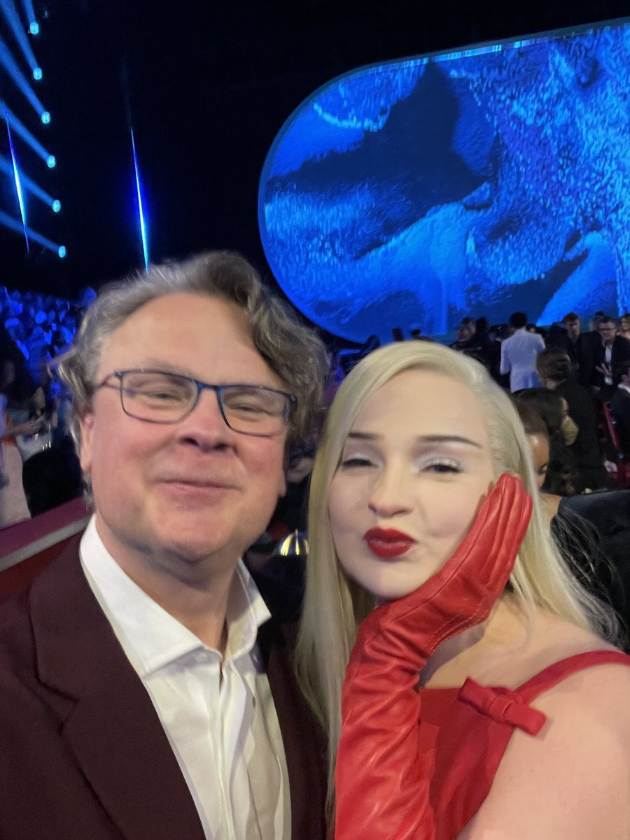 grammy winner @kimpetras with @WillardAhdritz ❤️