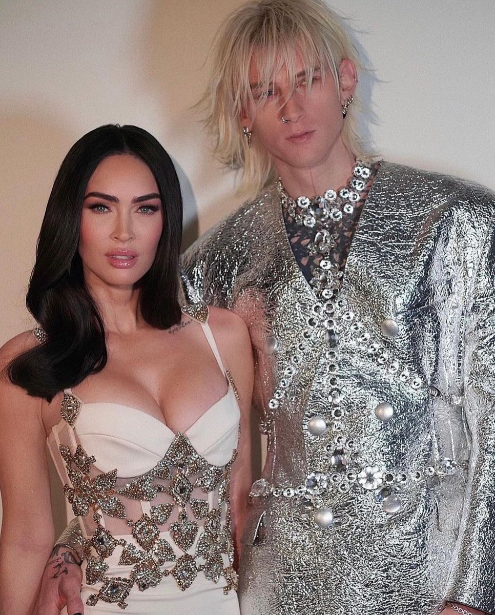 hoteldiablo_xx's tweet photo. God & Goddess
GRAMMYS (February 5, 2023)
@meganfox @machinegunkelly #newpost #GRAMMYs #grammynominated #artist #colsonbaker #machinegunkelly #mgk #mrpink #theblondedon #meganfox #iamagod #mrspink #subservience #est #est19xx #mainstreamsellout #est4life #bloodyvalentine #undnlaqr https://t.co/pA7SjsaPGm