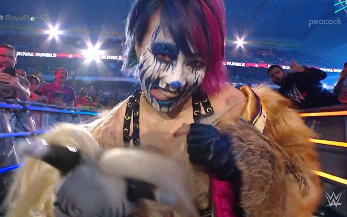 FallingCyrax's tweet photo. @WWE https://t.co/6b0r3Nb72j