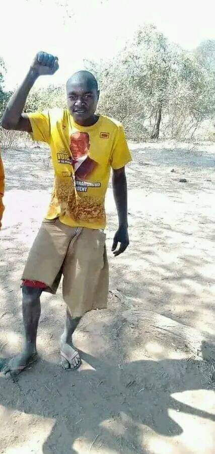This man is a registered voter, and he will vote in 2023 without fail.

He will determine the future of all unregistered voters, and what he chooses will be in charge of Zimbabwe until 2028.
Unregistered voters will have no moral right to complain when things continue as they are