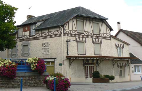 france_images's tweet photo. The villaage of #Brehal in #Normandy, 

 https://t.co/AyHD4czqGi #France 🇨🇵 #travel #photo https://t.co/8oYhGiCOaz