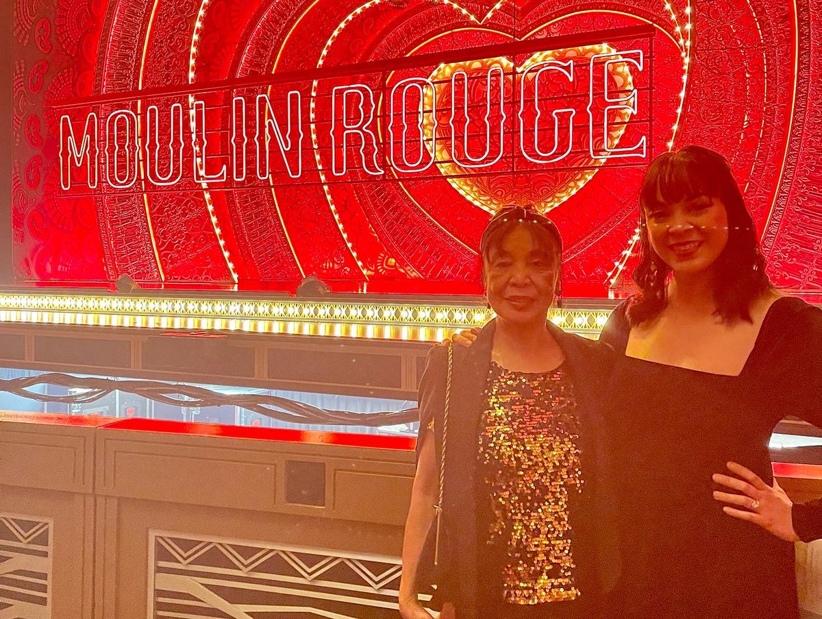 Tala_Marie's tweet photo. Date with my mama tonight! ❤️ We “Can, Can, Can” have a girls’ night out to @moulinrougebway, plus run into my fave photographer &amp; friend @jerrymetellus! 🎉#MoulinRouge #GirlsNightOut #MotherDaughter #DateNight #MoulinRougeBroadway https://t.co/PdzfC7EkLc