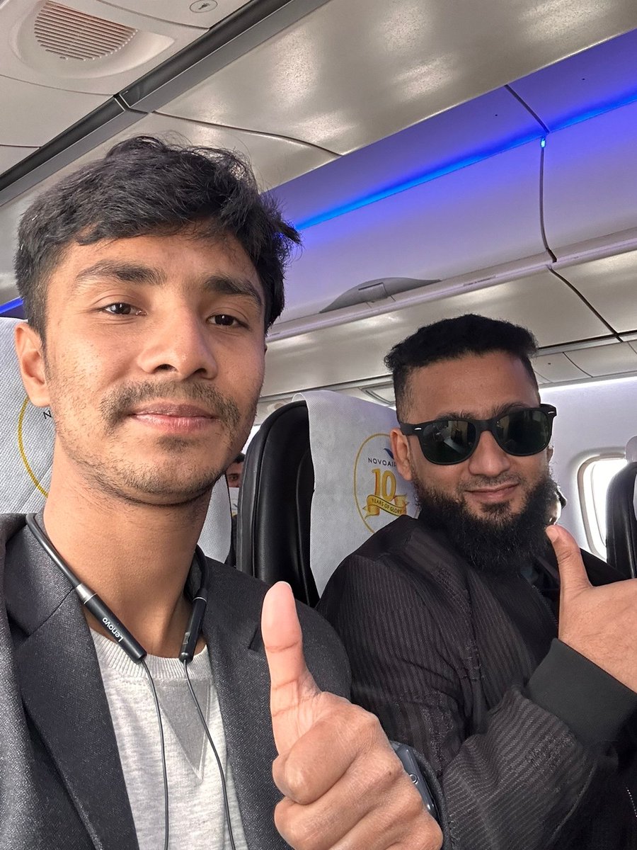 a_r_atiq's tweet image. #NovoAir
#flight VQ722
#with lovely person