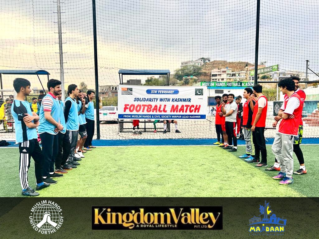 5 February #SolidarityDay Match at Muslim Hands Football Academy.  Friendly matches between 2 teams of Muslim Hand Academy.

#football #5february_kashmir_day