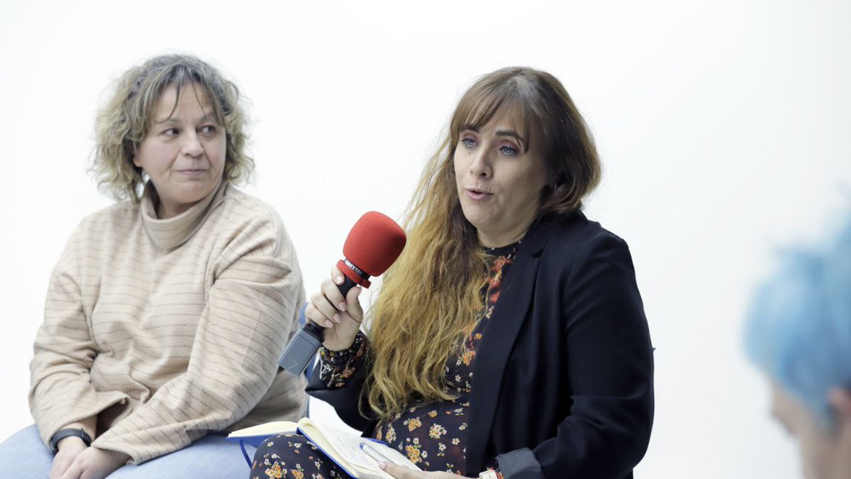 CCOO's tweet photo. Fotogalería participantes #FeminismoSindical esta con @CarolinaVidal_L en un encuentro con trabajadoras del comercio frente a la #BlackReality
💜 ✊ 📸 https://t.co/ISQWuEVWdc