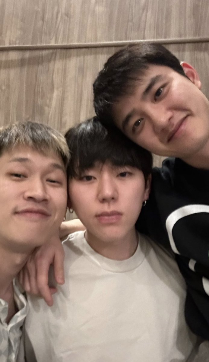 knockknock0408's tweet photo. D.O. - crush9244 ins
@weareoneEXO https://t.co/TNz9yD15Jy
