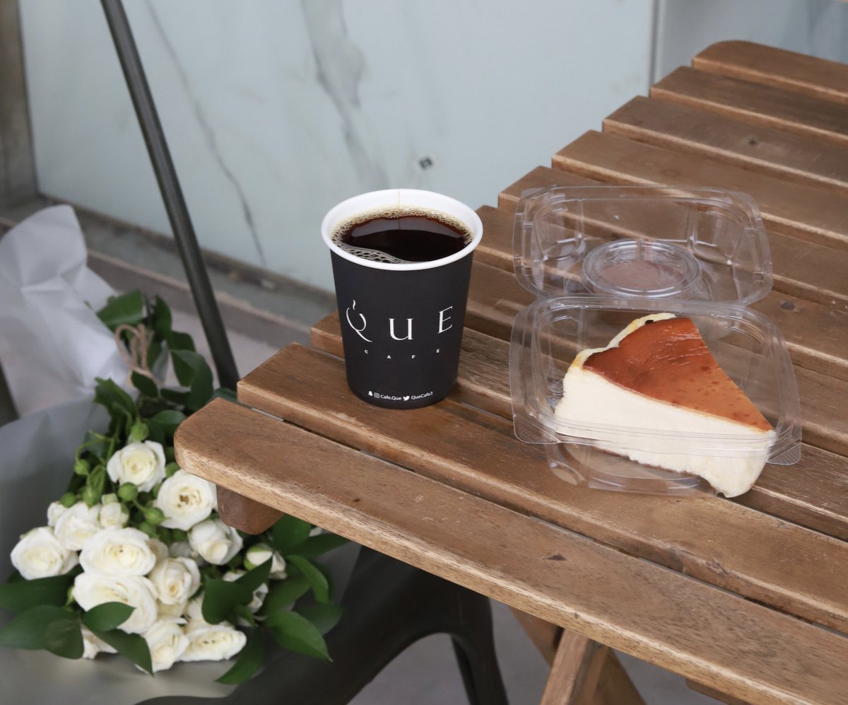 #قهوة و #سان_سباستيان 😍 

بامكانكم الطلب من خلال تطبيقات التوصيل: 
- #هنقرستيشن
- #مرسول 
- #ذاشفز
••• 
- ولا ننسى اوقاتكم السعيده دايم نحتفل معاكم. 
موقعنا في البايو 
... 
#الرياض #قهوة #كافيهات_الرياض