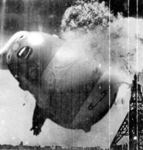 derikv's tweet photo. The military finally shot that fat orange gaseous 'Ghinese' balloon down... woo hoo! ๐๐๐๐๐ @RepMTG-#QANut @Jim_Jordan-๐คก #Trump #GOPClownShowContinues @GOP #GOP #TRUMP2024ToSaveAmerica-ByGoingToPrison! https://t.co/0xxxbWCeX4