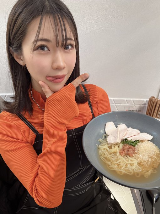 鈴木ふみ奈