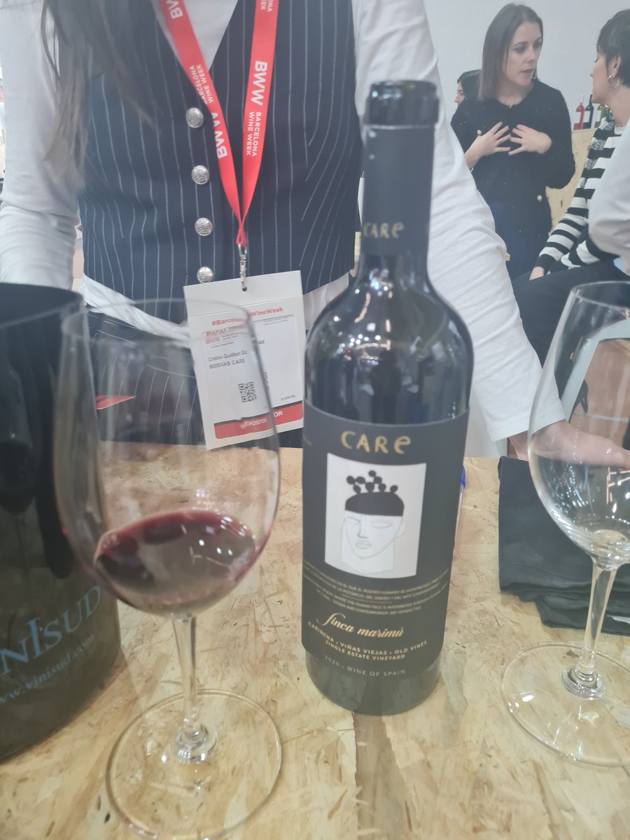 The Yummy Bull tweet media