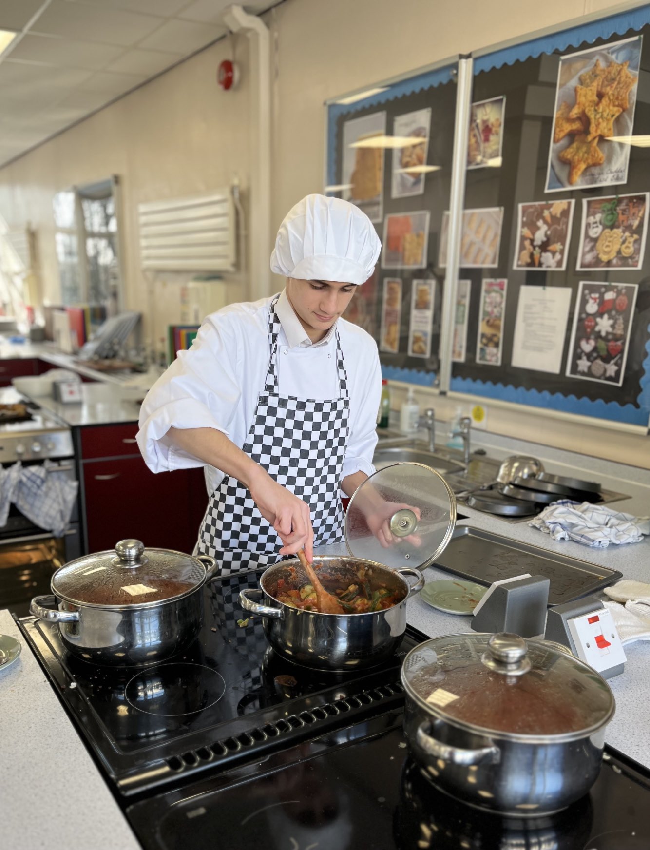 Altwood CofE School on Twitter "Our catering team are working hard