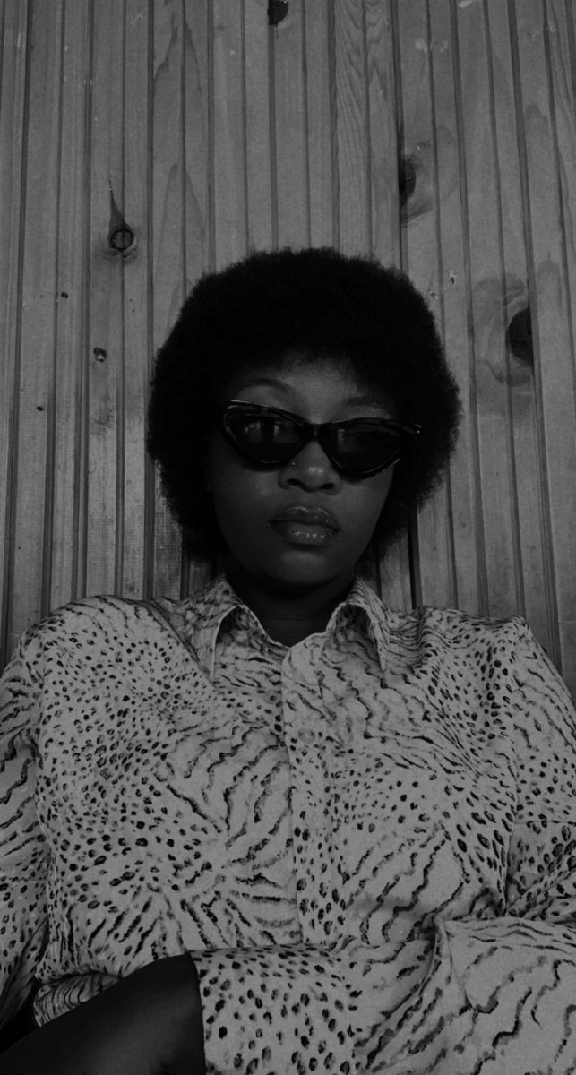 MarcelnEmporium's tweet photo. I am up for the 1960s babe role character in a movie 😌
Who’s gonna plug me?
#marceln #afrobabe https://t.co/2vuYqjBH9m