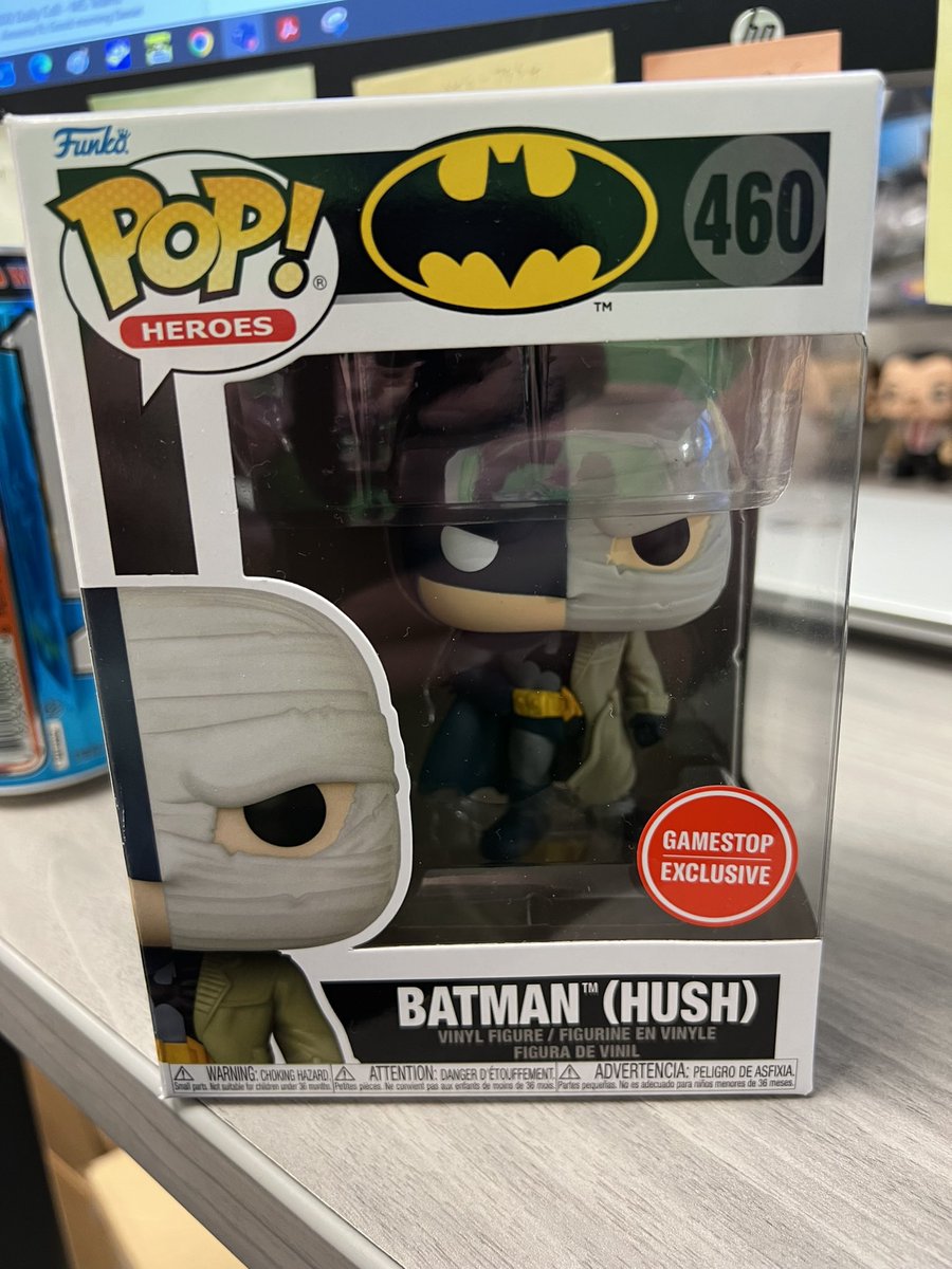 #toys #bonehead #boneheadcollectors #funko #funkopop #figures #actionfigures #figurecollector #funkocollector #adultcollector #figlife #scratchthatfigureitch #letembreathe #batman #brucewayne #hush #gamestop #gamestopexclusive #dc #dccomics #batmancollector