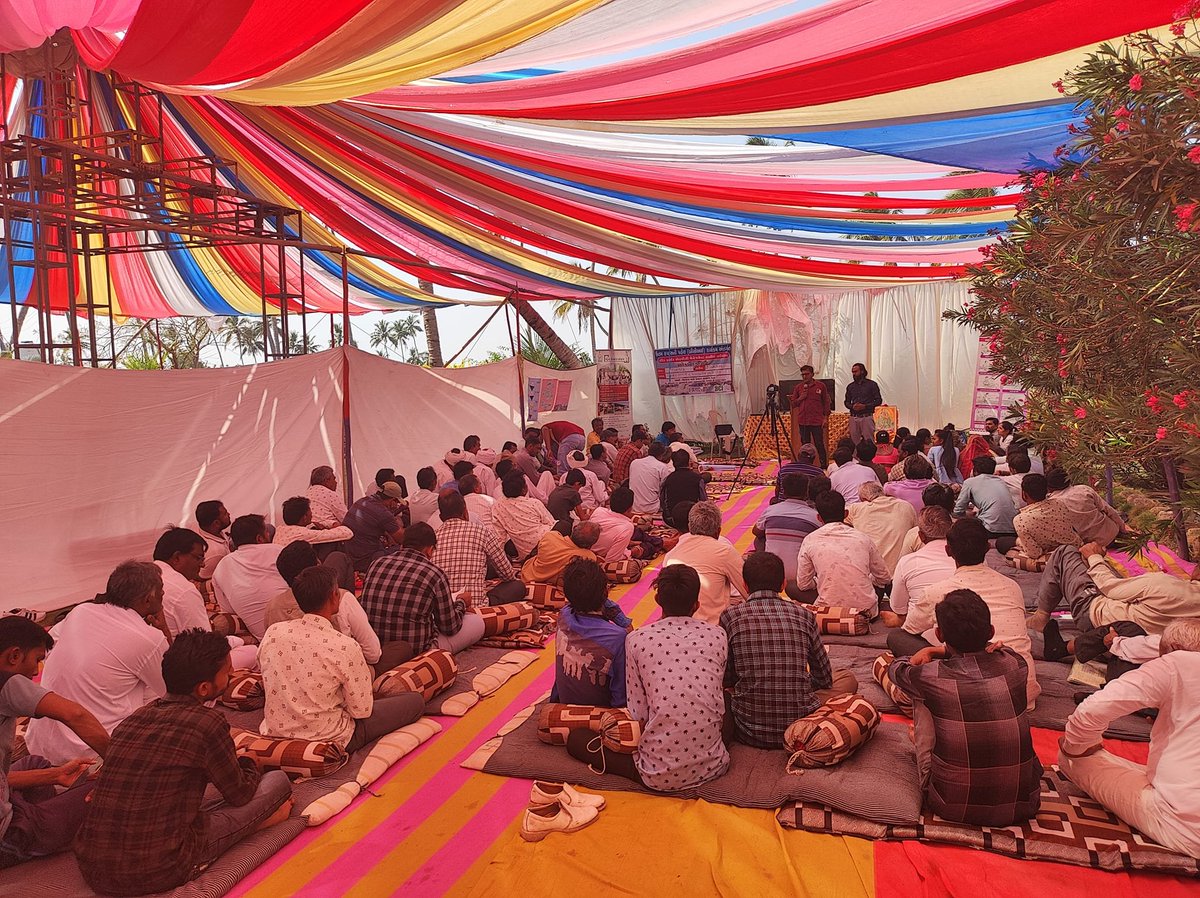 SSKK_VO's tweet photo. Lead Farmer FPC Management Training Workshop - Dhokadva Cluster
#sskkamreli #training #fpo #farmar https://t.co/1AaGHzKFyj