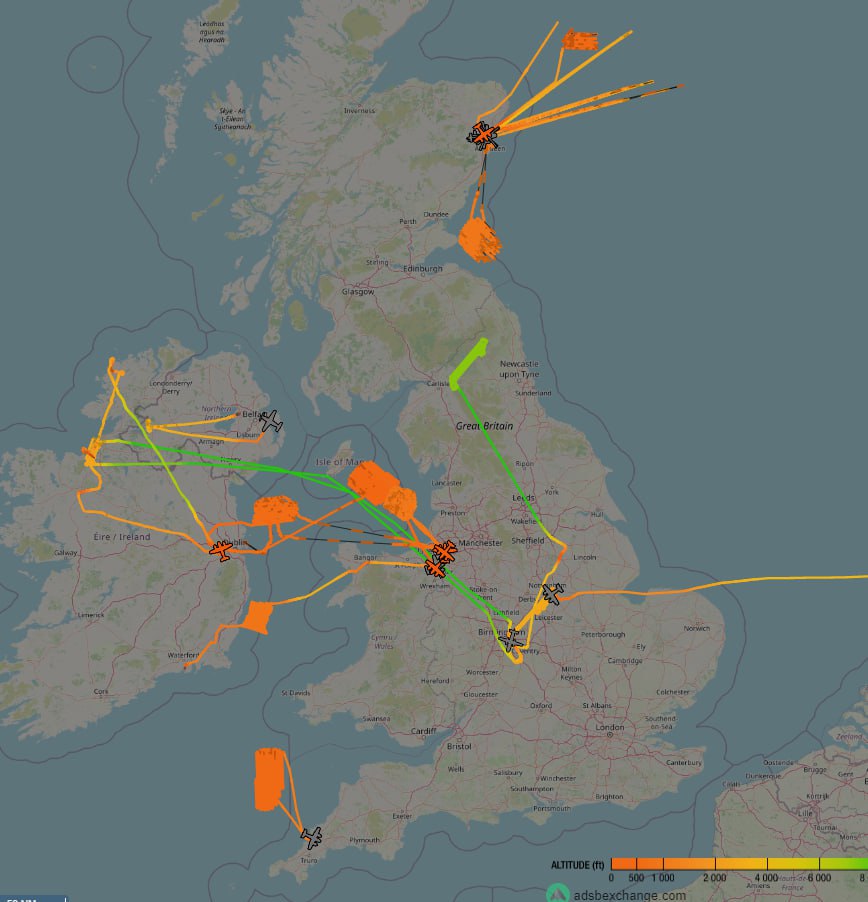 SueNutt2's tweet photo. From PitTheSkyWatcher - the gridding yesterday (some continued overnight). We are being poisoned but millions aren't aware, and no one is stopping it. So many getting fluey and sickness symptoms not aware of what it is.

#NotAvirus https://t.co/0k13appJjt