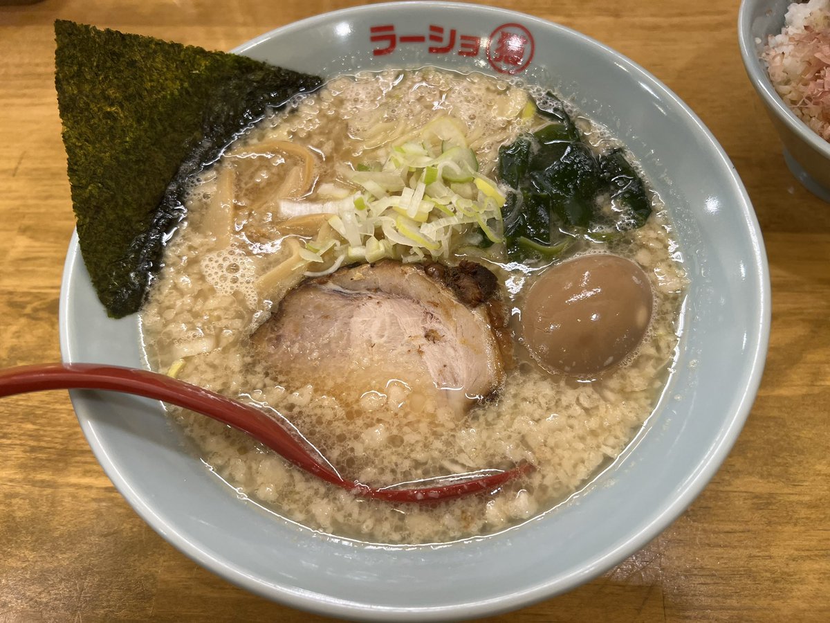 #ラーメン　#つけ麺
#一燈 #百名店
#ラーショマルミャー 
#荒野行動 
一燈のつけ麺ってなんなの❓
うますぎるだろ🥺
今週も東横インですよ😅
先週と色違いのマウンテンライト🧸