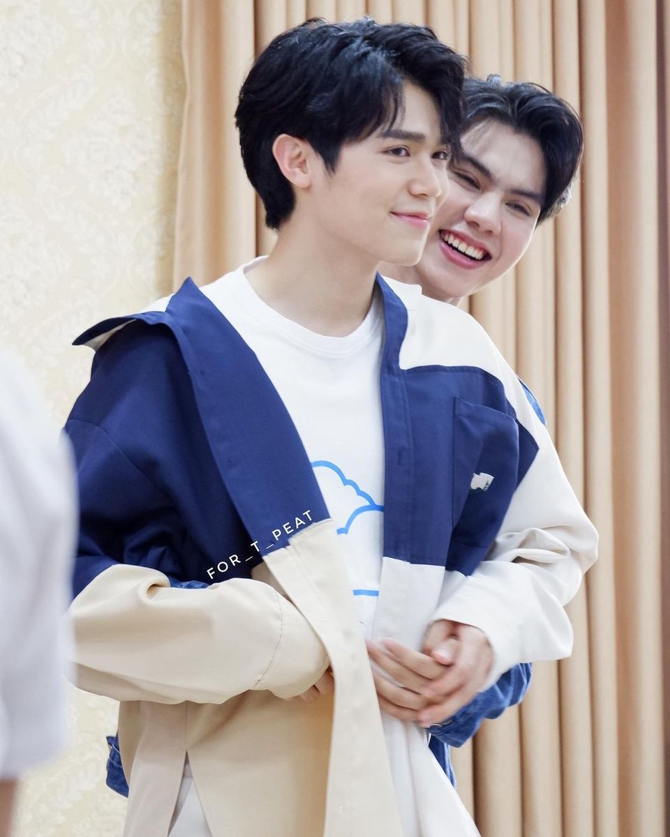 fufuaikecp's tweet photo. @MemindyOfficial @fort_fts @peatwasu @Bossckm_ @Noeul_lee6 fortpeat💕😘
@fort_fts @peatwasu
#FortPeat #BabyFeat
#FortFTS #Peatwasu
#ComeFortZon #CaptainPeat https://t.co/w5o0ziORfH