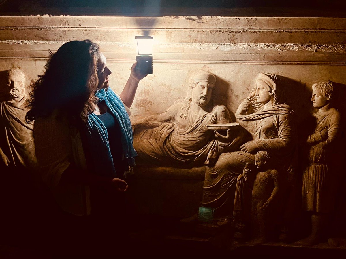 Bettany Hughes💙 tweet media