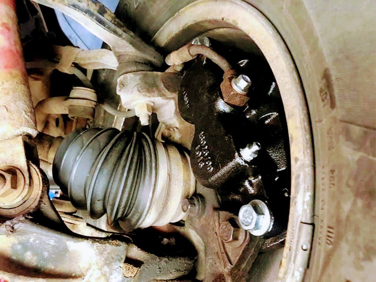 autodocru's tweet image. Попробуйте понять, что же здесь не так!