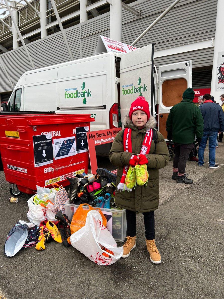 A huge THANK YOU to everyone who made a donation to Carrick’s Boot Room this weekend at the game! ⭐️⚽️ If you couldn’t make it and would like to donate you can drop boots off Mon - Fri at📍 Herlingshaw Centre, Normanby Road, TA6 9AE between 9am - 5pm @MFCFoundation