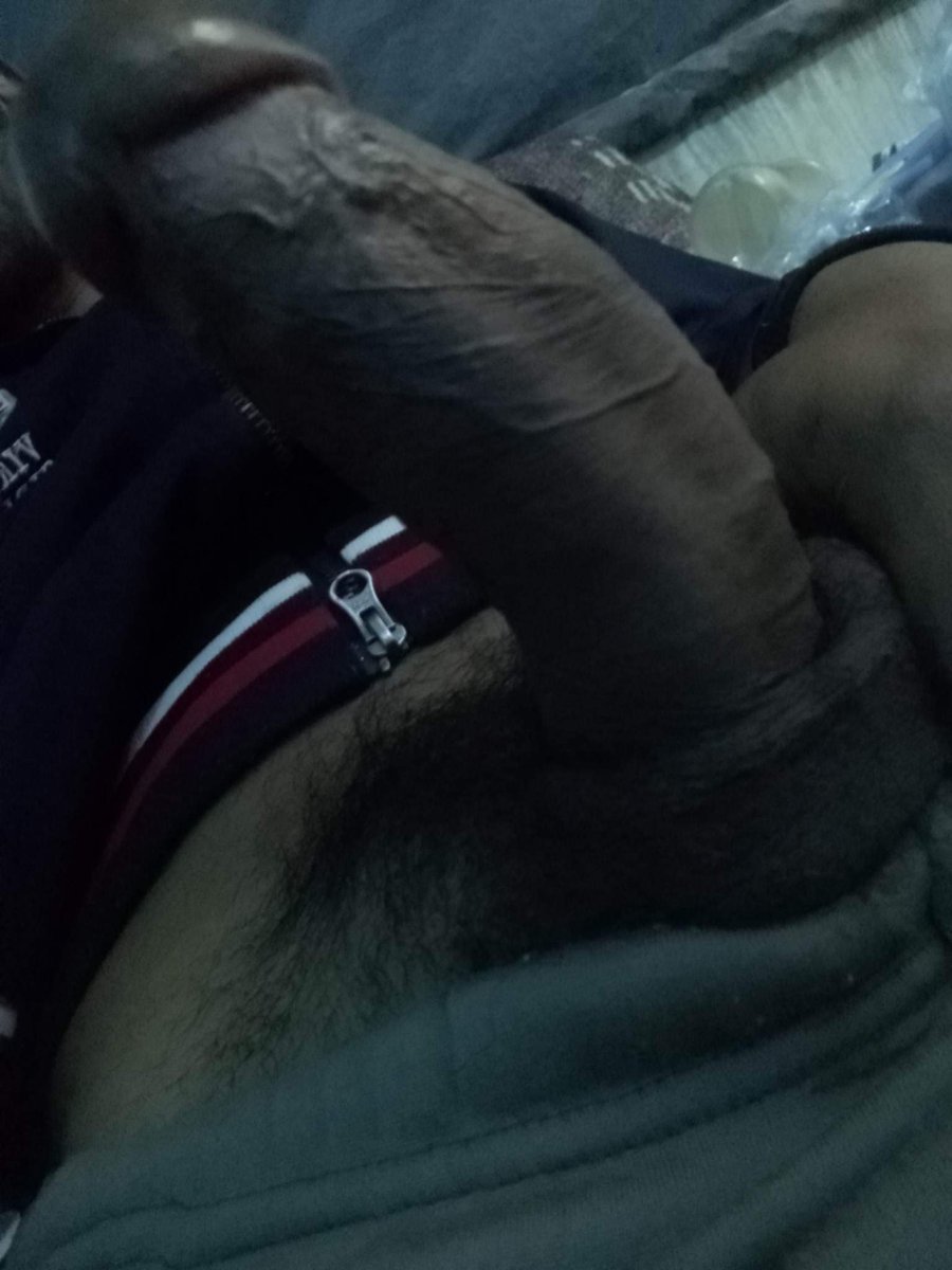 TexcocoPacks's tweet photo. Julián, es bien caliente 
Tenemos video de como se masturba en el campo 🥴 https://t.co/G8iPPiX9aC