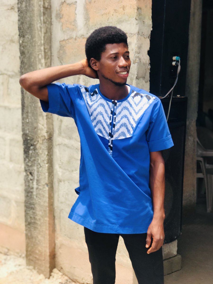 EMMANULESHUN's tweet photo. Let's start the day with smiles, it place a major role in our lives. Have a blessful and impactful week with success and prosperity. #SHRILLEXTHEFINEST #AFROGENG #MONDAYMOTIVATION https://t.co/VRd7Xli0nd