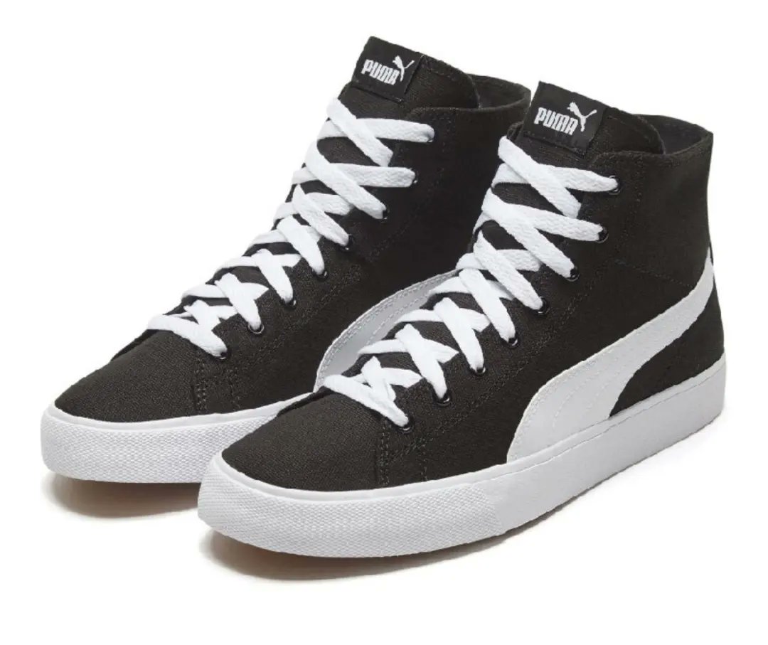essentialZim's tweet photo. Puma Bari mid-black 👍, In store, few sizes left 👍
Our stuff is: 
#Readily available ✅
#100% authentic 
#We do deliver anywhere in Zim at a fee✅
#We do pre-orders✅
#Mon-frid 0900hrs-1800hrs✅
#Sundays open 0900hrs-1300hrs✅
#Big brands under one roof✅
@essentialZim https://t.co/qT11Apne2b
