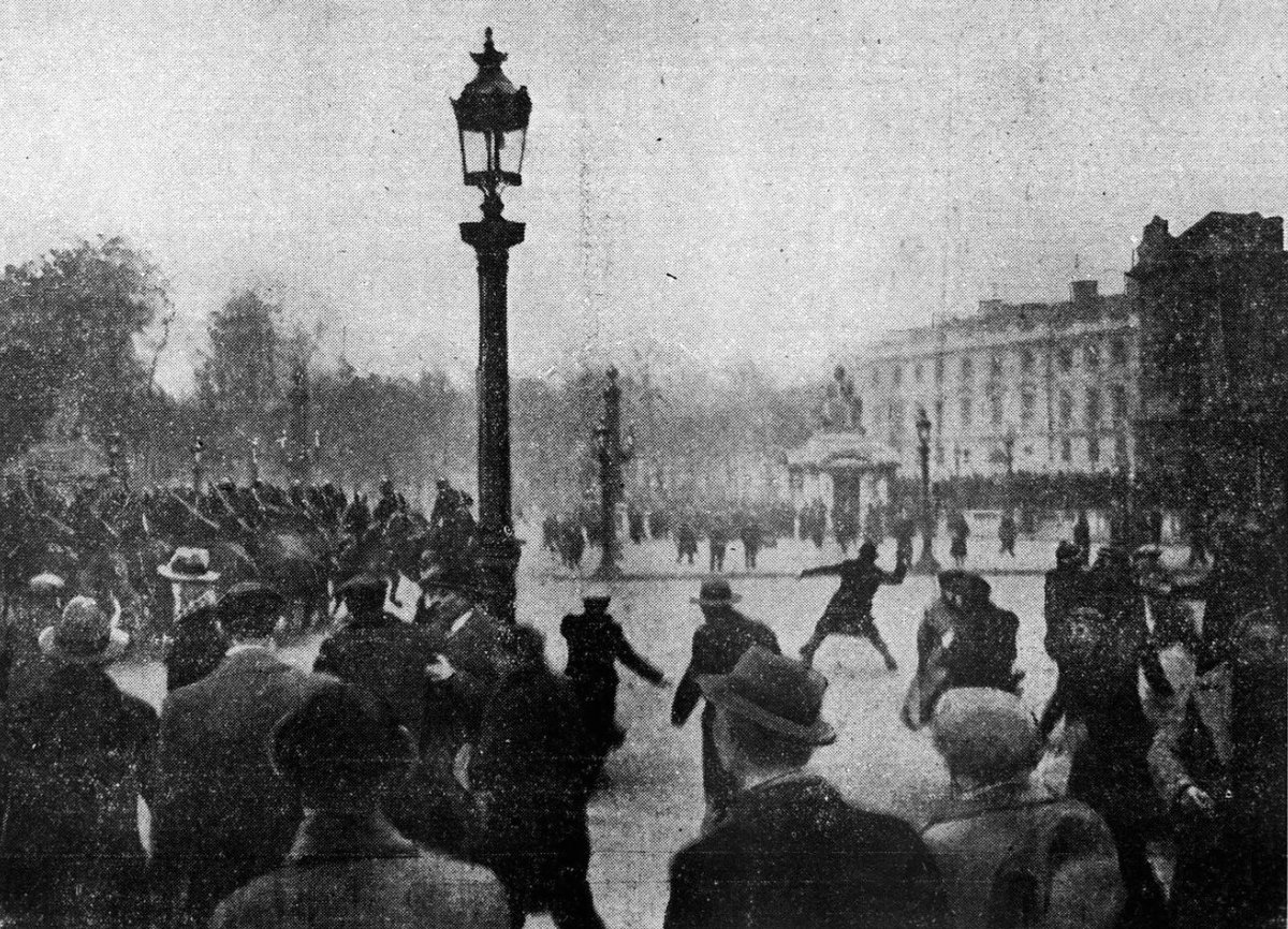 6 février 1934 affrontements mortels Place de la Concorde.