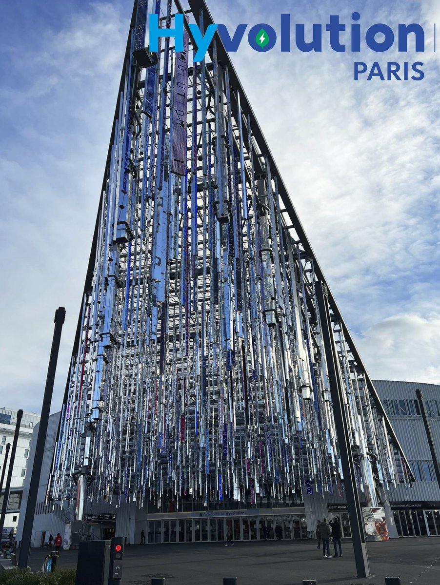Interfluid_srl's tweet photo. We have just come back from @HyVolution Paris!
It was the opportunity for us to share experience and show you our hydrogen solutions and projects. Thanks to all the visitors for coming to visit our stand. 🤝
We wait for the next edition!
#Hyvolution23 #hydrogen #Paris #exhibition https://t.co/pnk7fxhzM0