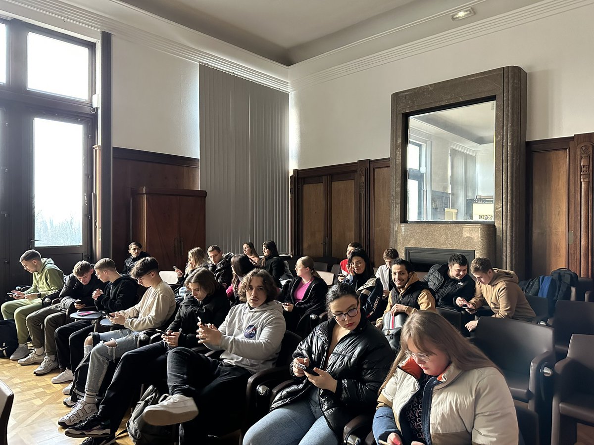 Lycée Condorcet Lens tweet media