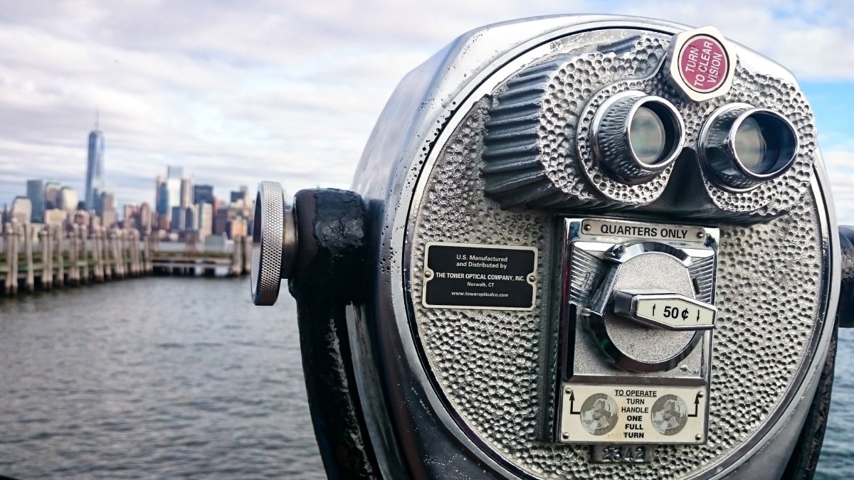 Reducing call volumes is a fast-growing priority area for #customercare leaders. Why? Because call volumes are on the rise despite all the digital service channels offered. Read how #customercontactintelligence can help reducing call volumes. aiwo.ai/4-business-cha…