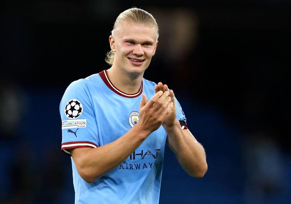 Away Day Bible tweet media