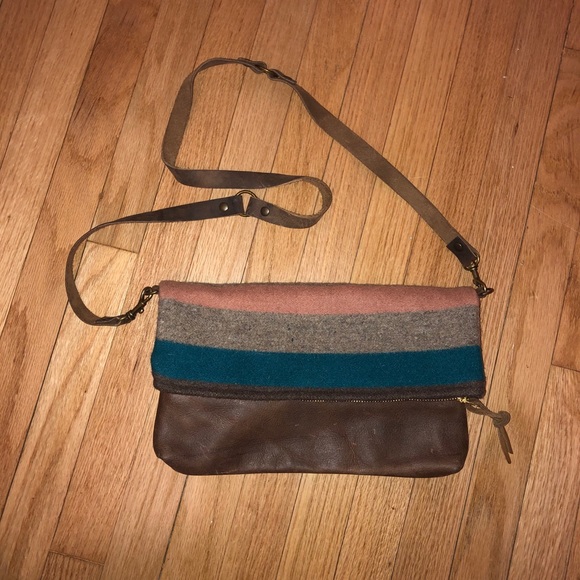 posherbritt's tweet photo. So good I had to share! Check out all the items I'm loving on @Poshmarkapp #poshmark #fashion #style #shopmycloset #patagonia: https://t.co/XCdOQnpLrD https://t.co/P2NEwVuTaN