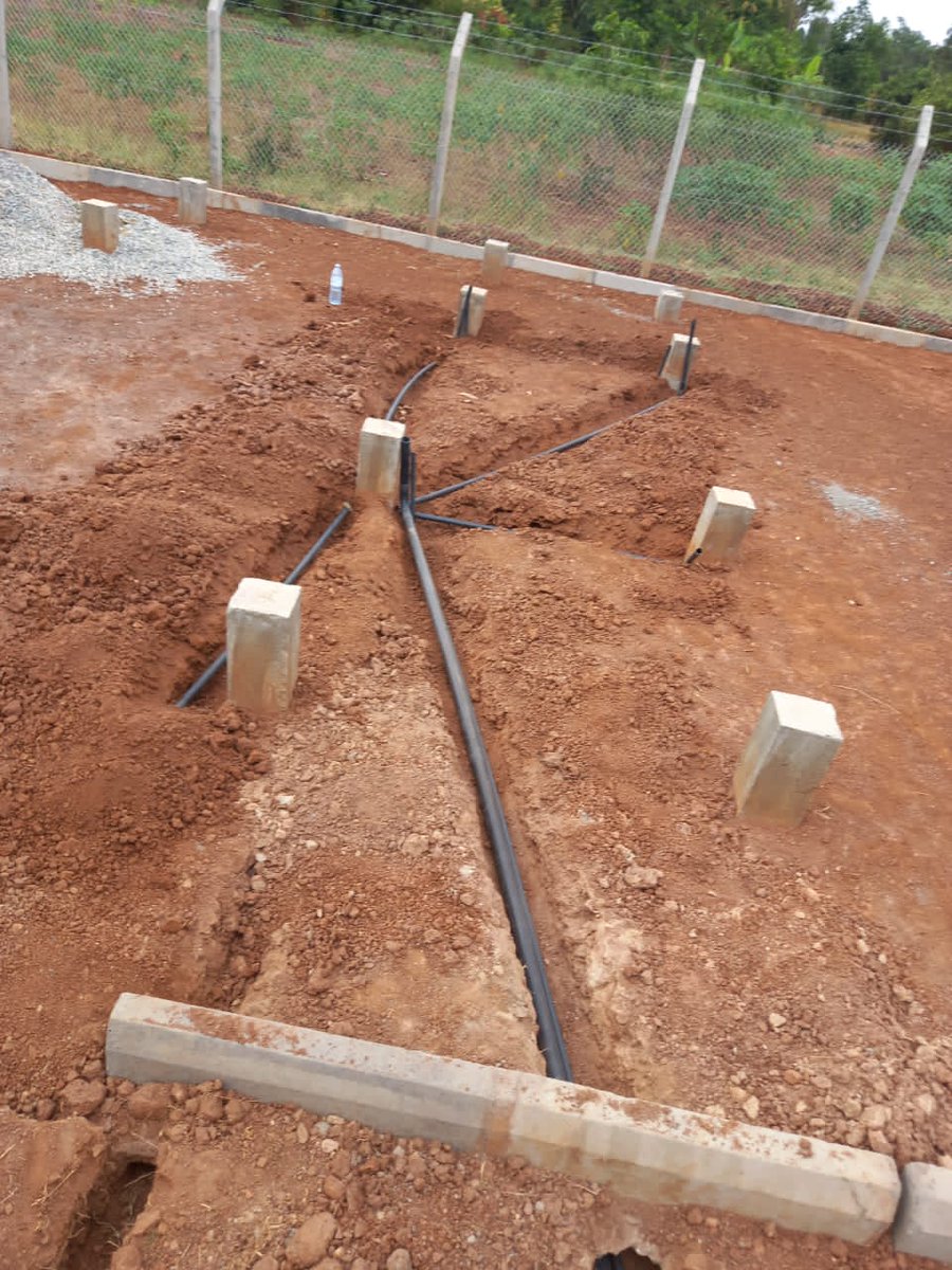 patience_prize's tweet photo. @AquaUganda best dealers in water and related services of water supply, irrigation, solar and consultancy.
Solar water supply system in Bulangira. https://t.co/FrfefjVBE6