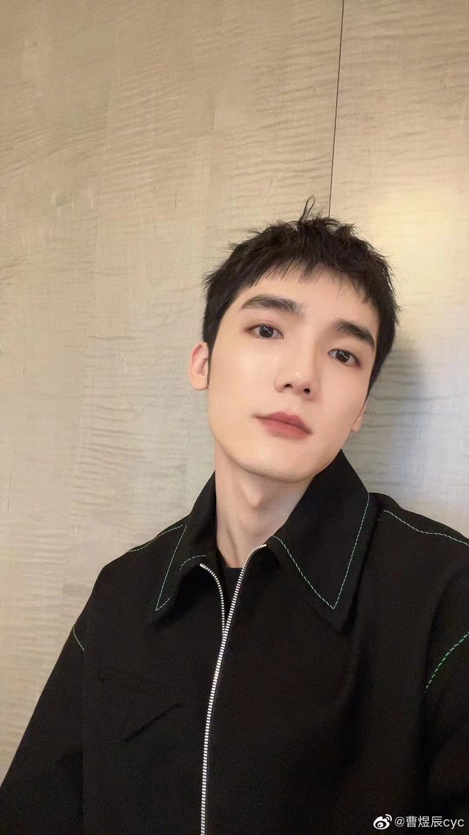 TUBSsng's tweet photo. 05.02.2023 обновление вэйбо Цао Юйчэня:
С Праздником Фонарей!
#CaoYuchen ＃曹煜辰 https://t.co/2Af9fNU4El