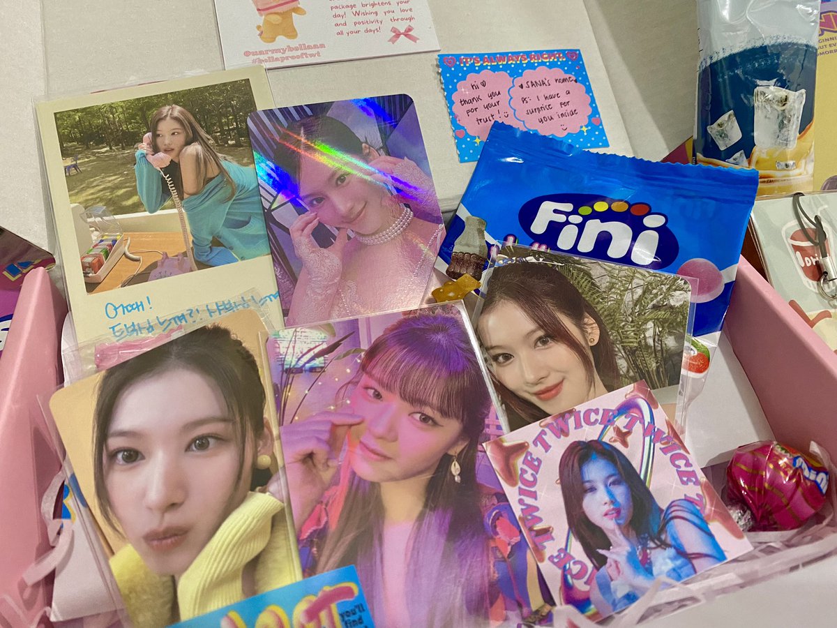 byulscart_'s tweet photo. hii! sana aladin set has arrived safely huhu the packaging and freebies are so pretty nakakawala ng pagod while I unbox it tysm po and especially may free jeongyeon pc pa 🥹💖
@uarmybellaaa #bellaprooftwt https://t.co/HfD1Q5hEWD