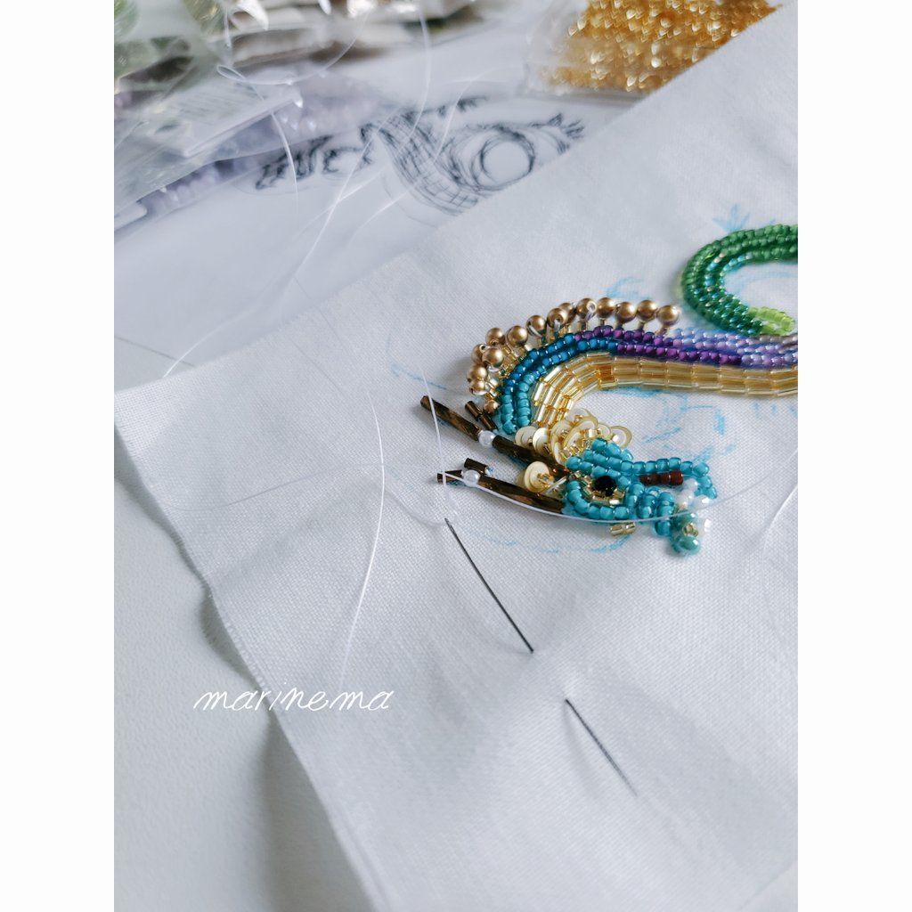 marinemalab's tweet photo. キットにするので出来るだけ簡単に作ります。
#ビーズ刺繍 #龍 
#ハローサーカス @hellocircus777 https://t.co/TUnotksGgs