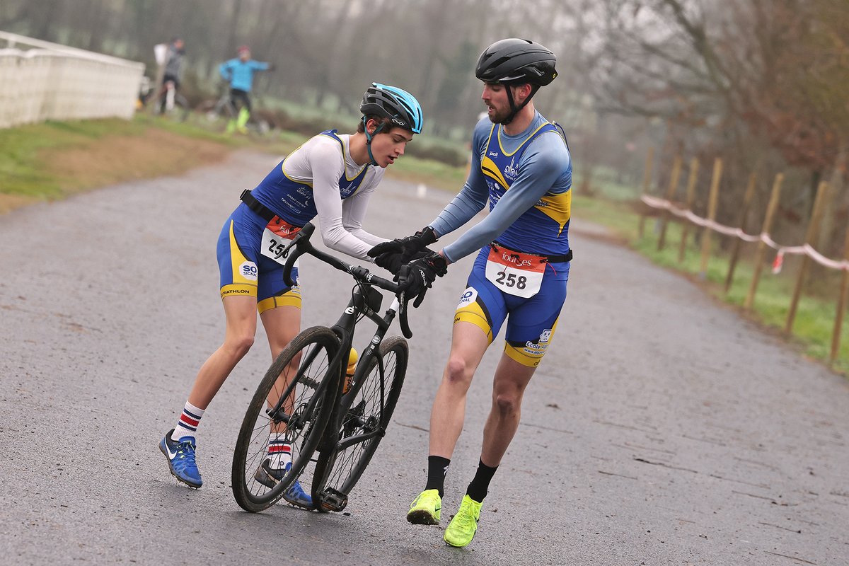 #Albi
&gt;Le 1e Bike &amp; Run sur le nouveau terrain de cyclo-cross de la plaine des sports de la Guitardié a eu lieu dimanche 5 février.
+ de 80 équipes ont participé à cette course organisée par le club Albi Triathlon.
📷Retour en images.