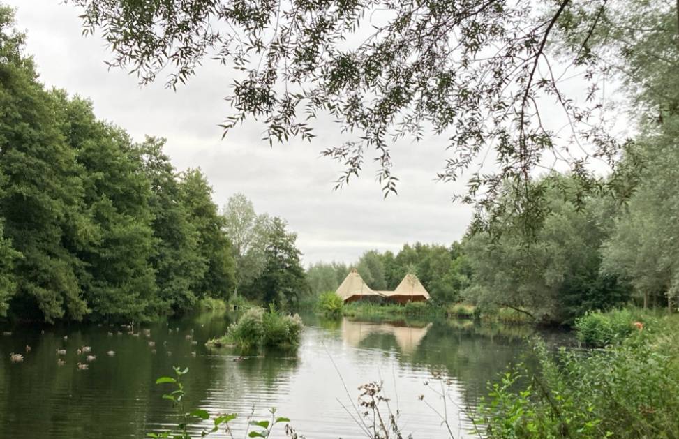 BorrowmyGarden's tweet photo. #NewListingAlert #Essex

A beautiful lake and a tree lined avenue await you at this exceptional #OutsideEvent venue.

Start creating your special event now.

https://t.co/CSCPMIS3EX https://t.co/drMHVBZfJK