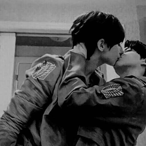 __laluna___'s tweet photo. T A E K O O K !!!!! https://t.co/dVSNj7hzvX