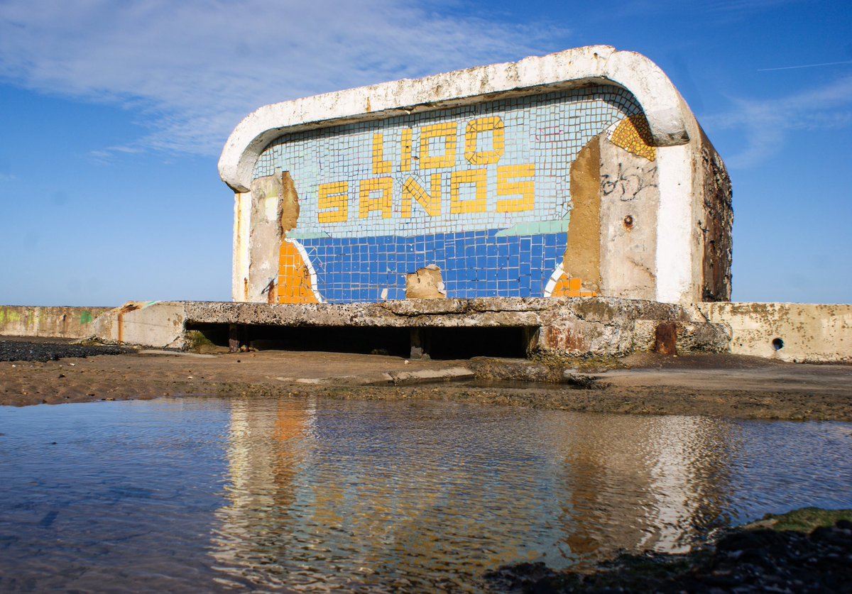 The Lido 📸
.
#thanet #kent #margate #palmbay #cliftonville #southeast #coast #photooftheday #photography #photographer #history #thelido  #bbcsoutheast #itvmeridian #kentlife #adventure #discover #explore #beach #thephotohour #reflection #beachlife #february #MondayMotivation