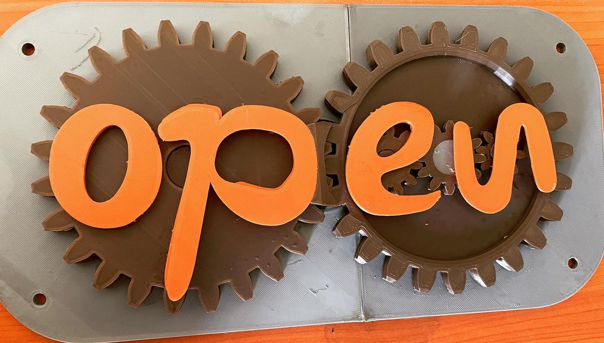 diabongcorp's tweet photo. Vous pouvez l’utiliser pour vos restaurants, magasins, boutiques ou comme décoration murale. #impression3d #openclosed #decoration #enseigne #dakar2023 #senegal #cncshape #restaurant #boutiqueshopping #magasin https://t.co/tvITYZJHzX
