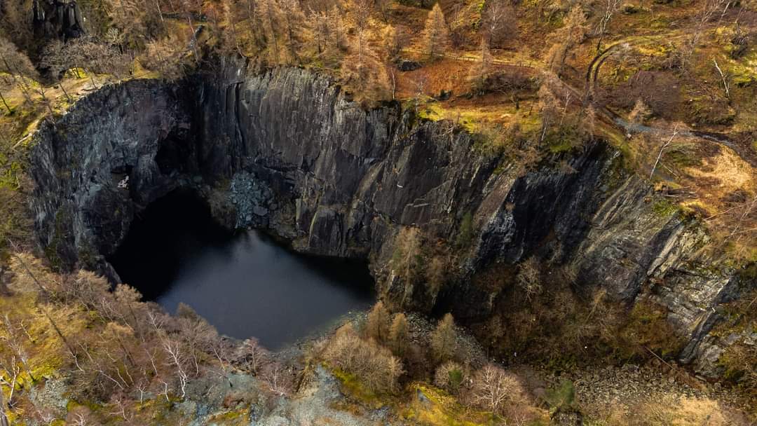 Chrisp_2019's tweet photo. Hodge Close Quarry in the Lake District, a fantastic place to explore. First time we've been, took some really interesting images and had the drone to capture some footage.

@DJIGlobal https://t.co/weD72i0ZoH