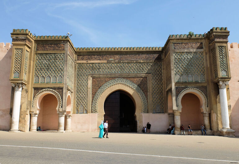 PasaporteTierra's tweet photo. Visitar #Meknes o #Mequinez es un viaje en el tiempo, pues esta ciudad ha sabido conservar su legado arquitectónico de estilo árabe medieval y el sabor más tradicional del país. #Marruecos #visitmorocco
https://t.co/zQ23EYTORa
@Visit_Morocco_ @SpainTravelB https://t.co/BsVURmfjYE