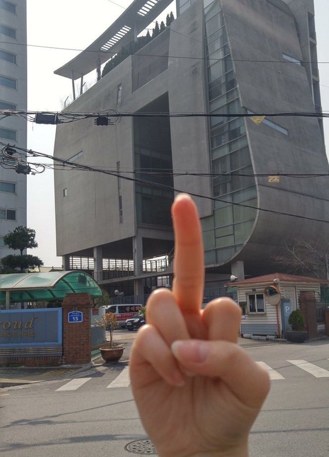 disbandment is the ONLY KEY to free Lisa from that company &amp; that racist country cuz what do <a href="/ygent_official/">YG FAMILY</a> mean by “SHE IN ON TOUR” when she is in SK playing with her cats meanwhile the other member in other country partying? Take that $81M <a href="/catmeow5555/">catmeow55</a> and leave for your sake!