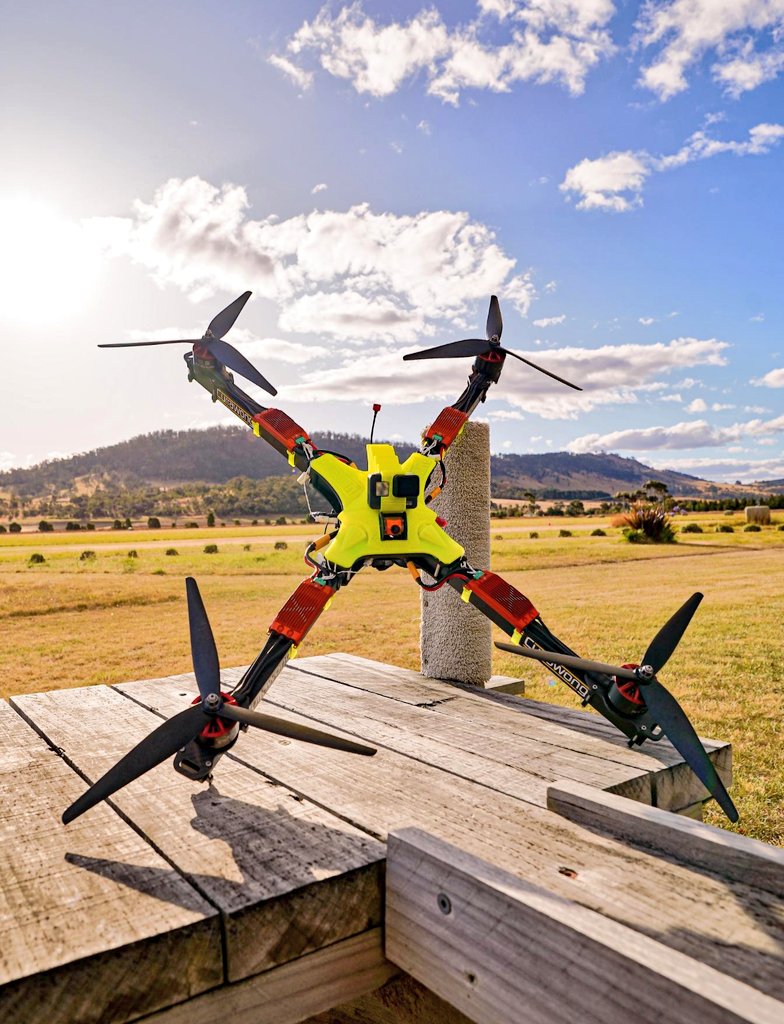 AUADRT's tweet photo. Check the beast ESC's on this!!! We've been doing some R&D with 🇦🇺 sovereign manufacturer #CurrawongEngineering on their mint gear! The result? X-Class that handles like a 5 inch!
Come check it out at the #DroneArena at @AvalonAIA!
#SendIt!
@ChiefAusArmy @HLCAusArmy @comdforcomd https://t.co/RwkR1xIDPZ