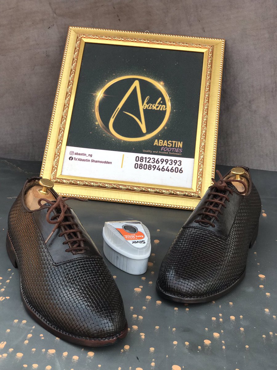 abastinleathers's tweet photo. Massive made by well experienced craftmen
Topnotch from the making
https://t.co/3RoNkeZzRM
Sizes:40 -48
Delivery nationwide 🇳🇬🚛
#shoesinlagos
#shoesaddict #shoegaze #shoeshopping #shoeslover #shoesfashion #fashionweek #vibesofvisuals #officeoutfit #office #officeinspiration https://t.co/tz30dvDWwZ