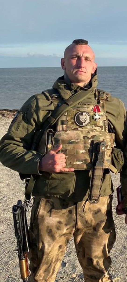 den_kazansky's tweet image. Российский нацист Михаил Турканов получил орден Мужества за «успехи в денацификации» 

В РФ он неоднократно был оштрафован за публичную демонстрацию нацистской символики

На случай, если кто-то еще сомневался, с какой стороны на самом деле воюют нацисты...