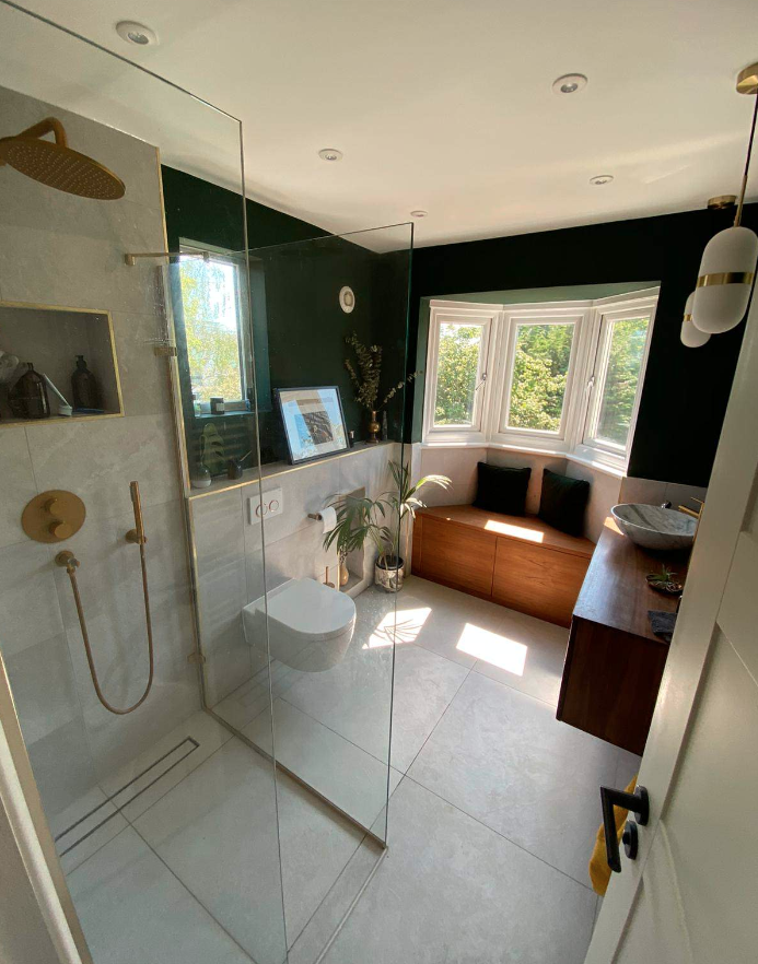 BalmaLtd's tweet photo. Did someone say new bathroom trends? 

What do we think.. 
black &amp; white or green &amp; gold !? 😮‍💨

#newbathroom #bathroomtrend #bathroomdesign https://t.co/pFf6lOnGoF