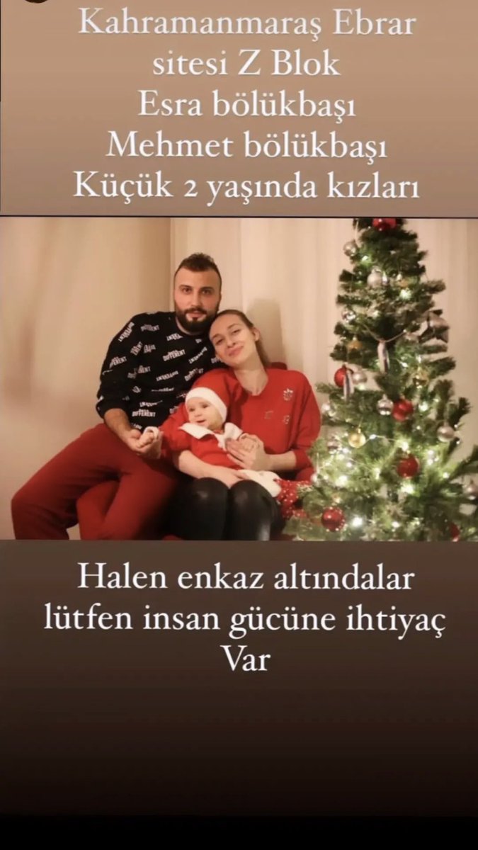 Kahramanmaraş Ebrar sitesi Z blok 8 . Kat ta Mehmet Bölükbaşı Esra Bölükbaşı Eliz Bölükbaşı bina çökmüş vaziyette haber alamıyoruz. #ACİL #Kahramanmaras #Enkaz